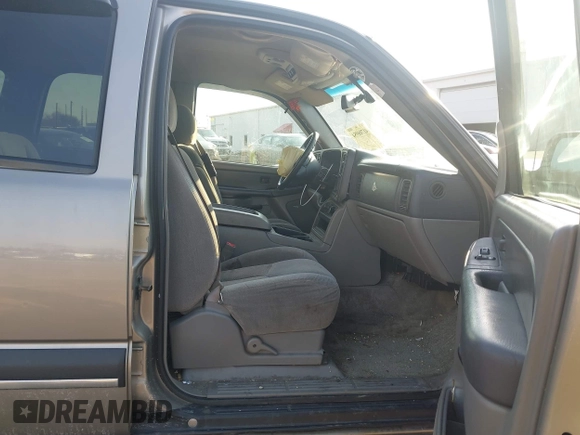 2003 Chevrolet Tahoe LS with VIN 1GNEK13V03J154985, listed as a IAAI auction lot 41708954 with 203,826 mi miles and . Bid and sale history available at DreamBid. Image 5.