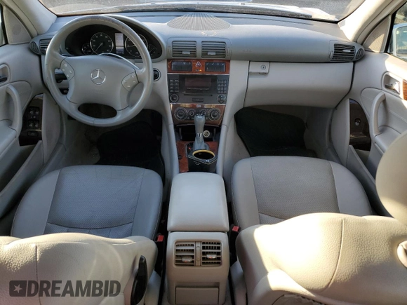 2005 Mercedes-Benz C 240 with VIN WDBRF81J35F674190, listed as a Copart auction lot 42167015 with 157,003 mi miles and Salvage Title. Bid and sale history available at DreamBid. Image 8.