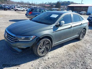 2019 Volkswagen Jetta SEL Premium with VIN 3VWG57BU4KM102200, listed as a IAAI auction lot 41356445 with 85,525 mi miles. Bid and sale history available at carsss.com. Image 17.