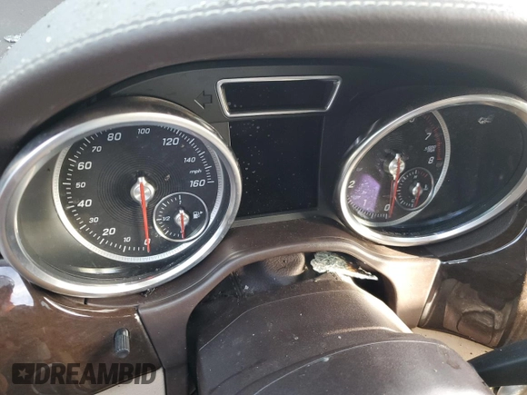 2017 Mercedes-Benz GLS 450 z VIN 4JGDF6EE4HA976307, wystawiony jako Copart lot #47248625 z przebiegiem Nie podano mil oraz Szkoda całkowita • Salvage title. Historia ofert i sprzedaży dostępna na DreamBid. Obrazek 9.