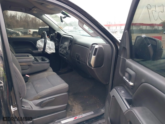 2018 Chevrolet Silverado 1500 LT with VIN 1GCVKREC7JZ165550, listed as a IAAI auction lot 41854559 with 77,647 mi miles. Bid and sale history available at carsss.com. Image 5.