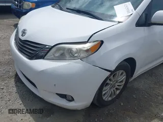 2012 Toyota Sienna XLE AAS с VIN 5TDYK3DC8CS177335, выставлен на аукционе IAAI как лот 42529501 с пробегом 215 170 миль миль и . История ставок и продаж доступна на DreamBid. Изображение 6.