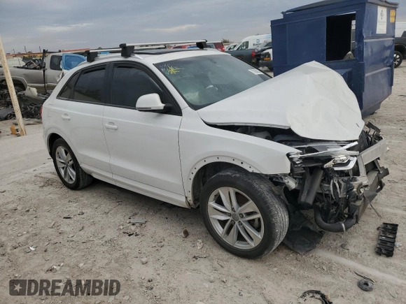 2017 Audi Q3 Premium z VIN WA1BCCFS0HR016968, wystawiony jako Copart lot #79358604 z przebiegiem Nie podano mil oraz Szkody całkowita. Historia ofert i sprzedaży dostępna na DreamBid. Obrazek 4.