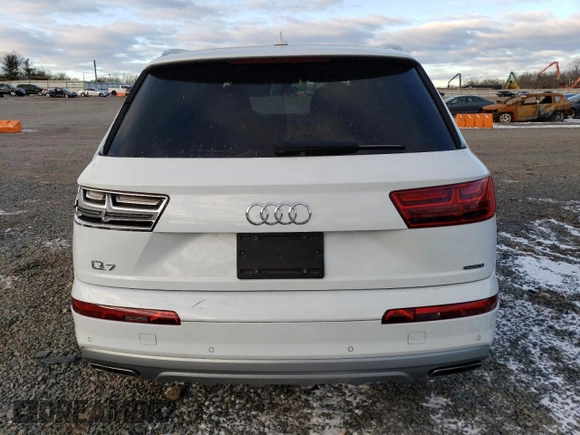 2019 Audi Q7 Premium z VIN WA1AHAF71KD031268, wystawiony jako Copart lot #87387164 z przebiegiem 22 853 mil mil oraz Szkoda całkowita • Salvage title. Historia ofert i sprzedaży dostępna na DreamBid. Obrazek 6.