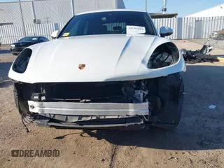 2017 Porsche Macan z VIN WP1AA2A55HLB07044, wystawiony jako IAAI lot #41737664 z przebiegiem 58 654 mil mil oraz . Historia ofert i sprzedaży dostępna na DreamBid. Obrazek 13.