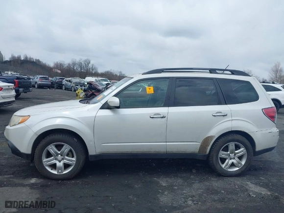 2010 Subaru Forester 2.5X Limited with VIN JF2SH6DC0AH726096, listed as a IAAI auction lot 41990918 with 226,580 mi miles. Bid and sale history available at carsss.com. Image 6.