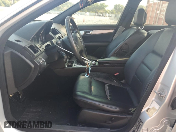 2011 Mercedes-Benz C 300 Sport с VIN WDDGF5EB9BR137799, выставлен на аукционе Copart как лот 58270265 с пробегом 159 192 миль миль и Списание • Salvage title. История ставок и продаж доступна на DreamBid. Изображение 7.