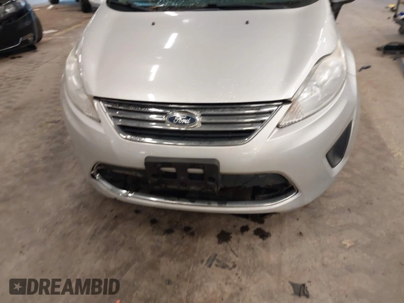 2011 Ford Fiesta SE with VIN 3FADP4BJ0BM226393, listed as a IAAI auction lot 41594149 with 88,145 mi miles. Bid and sale history available at carsss.com. Image 6.
