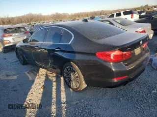 2018 BMW 5 Series 530i xDrive with VIN WBAJA7C5XJG907362, listed as a Copart auction lot 86715344 with 117,665 mi miles and Salvage title. Bid and sale history available at DreamBid. Image 2.