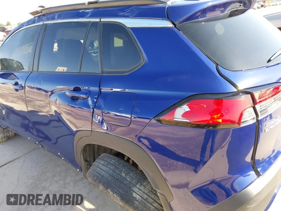 2022 Toyota Corolla Cross XLE with VIN 7MUDAAAG8NV027585, listed as a IAAI auction lot 41781177 with 36,841 mi miles and . Bid and sale history available at DreamBid. Image 12.