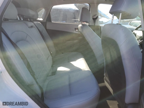 2019 Hyundai Kona Limited with VIN KM8K3CA58KU380742, listed as a Copart auction lot 76510664 with 60,852 mi miles and Salvage Title. Bid and sale history available at carsss.com. Image 10.