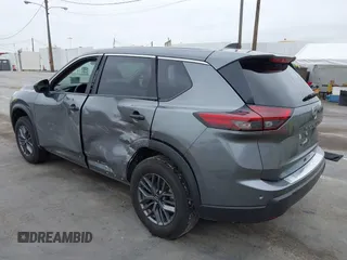 2024 Nissan Rogue S with VIN 5N1BT3AAXRC697600, listed as a IAAI auction lot 42716015 with 28,370 mi miles and . Bid and sale history available at DreamBid. Image 3.