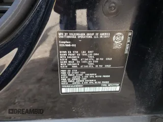 2018 Volkswagen Atlas SE z VIN 1V2LR2CA2JC506981, wystawiony jako Copart lot #55067115 z przebiegiem 140 545 mil mil oraz Szkody całkowita. Historia ofert i sprzedaży dostępna na DreamBid. Obrazek 13.
