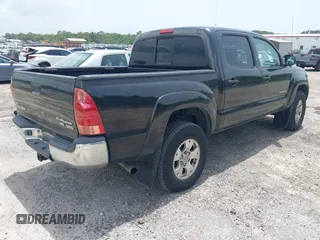 2006 Toyota Tacoma PreRunner with VIN 3TMJU62NX6M026499, listed as a IAAI auction lot 42437645 with 452,309 mi miles and . Bid and sale history available at DreamBid. Image 4.