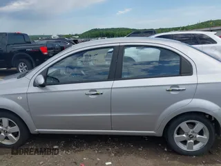 2008 Chevrolet Aveo LT with VIN KL1TG56678B069082, listed as a IAAI auction lot 42314421 with 164,296 mi miles and . Bid and sale history available at DreamBid. Image 14.
