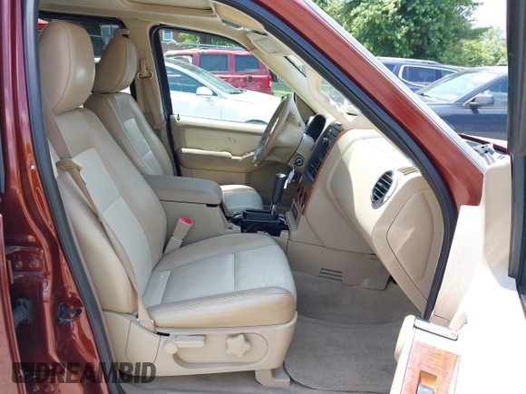 2010 Ford Explorer Eddie Bauer с VIN 1FMEU7EEXAUA66147, выставлен на аукционе IAAI как лот 42538468 с пробегом 159 686 миль миль и . История ставок и продаж доступна на DreamBid. Изображение 5.