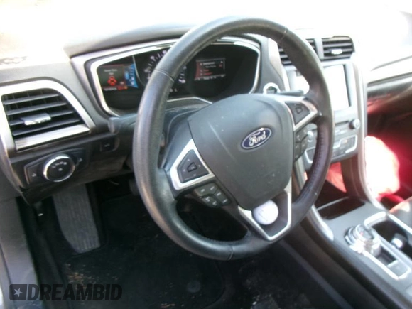 2018 Ford Fusion SE with VIN 3FA6P0LU4JR135235, listed as a IAAI auction lot 42207270 with 101,304 mi miles and . Bid and sale history available at DreamBid. Image 1.