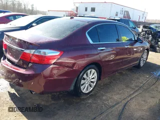 2013 Honda Accord Sdn EX-L with VIN 1HGCR2F86DA272193, listed as a IAAI auction lot 41873222 with 147,809 mi miles. Bid and sale history available at carsss.com. Image 4.