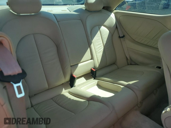2008 Mercedes-Benz CLK 350 с VIN WDBTJ56H08F250107, выставлен на аукционе Copart как лот 44010495 с пробегом 170 986 миль миль и Списание • Salvage title. История ставок и продаж доступна на DreamBid. Изображение 10.
