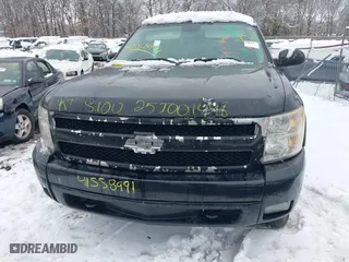 2007 Chevrolet Silverado 1500 LTZ with VIN 2GCEK13M771531683, listed as a IAAI auction lot 41558991 with 999,999 mi miles. Bid and sale history available at carsss.com. Image 11.