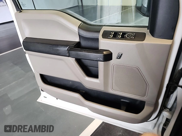 2019 Ford F-250 XL with VIN 1FT7X2B62KEE27421, listed as a IAAI auction lot 42875164 with 143,483 mi miles and . Bid and sale history available at DreamBid. Image 16.