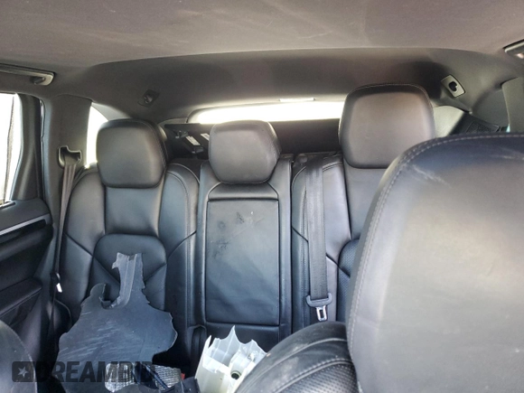 2016 Porsche Cayenne with VIN WP1AA2A21GKA38072, listed as a Copart auction lot 43082985 with 0 mi miles and Salvage Title. Bid and sale history available at carsss.com. Image 10.