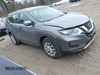 2018 Nissan Rogue SV z VIN KNMAT2MV7JP579770, wystawiony jako IAAI lot #41711131 z przebiegiem 85 406 mil mil oraz . Historia ofert i sprzedaży dostępna na DreamBid. Obrazek 1.