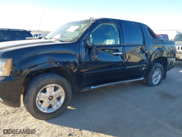 2008 Chevrolet Avalanche LS with VIN 3GNFK12318G149856, listed as a IAAI auction lot 41435274 with 216,734 mi miles. Bid and sale history available at carsss.com. Image 6.