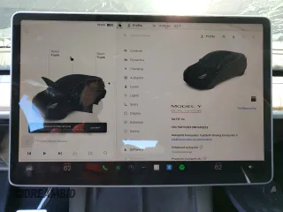 2022 Tesla Model Y Performance z VIN 7SAYGDEF0NF540933, wystawiony jako Copart lot #56087145 z przebiegiem 59 717 mil mil oraz Szkoda całkowita • Salvage title. Historia ofert i sprzedaży dostępna na DreamBid. Obrazek 9.