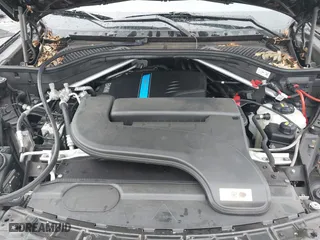 2018 BMW X5 xDrive40e iPerformance with VIN 5UXKT0C54J0V99573, listed as a IAAI auction lot 41490567 with 50,650 mi miles. Bid and sale history available at carsss.com. Image 10.