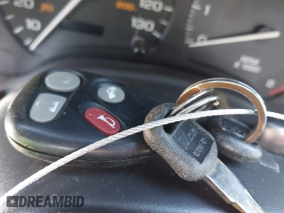 1999 Saturn SL с VIN 1G8ZK5274XZ333729, выставлен на аукционе IAAI как лот 41987885 с пробегом Не указан миль и . История ставок и продаж доступна на DreamBid. Изображение 11.