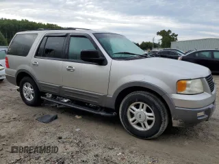 2004 Ford Expedition XLT with VIN 1FMPU16W54LA19132, listed as a Copart auction lot 72841854 with 0 mi miles and Clean Title. Bid and sale history available at carsss.com. Image 4.
