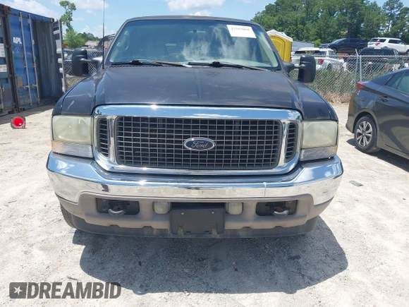 2002 Ford Excursion Limited с VIN 1FMNU42S92EB65675, выставлен на аукционе IAAI как лот 42503068 с пробегом 250 942 миль миль и . История ставок и продаж доступна на DreamBid. Изображение 18.