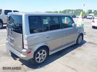 2005 Scion xB with VIN JTLKT324754002835, listed as a IAAI auction lot 41971172 with 217,066 mi miles. Bid and sale history available at carsss.com. Image 4.