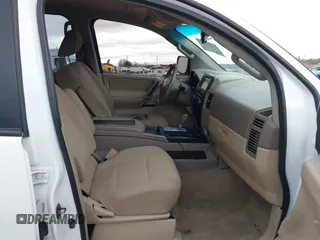 2013 Nissan Titan PRO-4X with VIN 1N6BA0EC9DN301669, listed as a IAAI auction lot 41868397 with 171,085 mi miles. Bid and sale history available at carsss.com. Image 5.