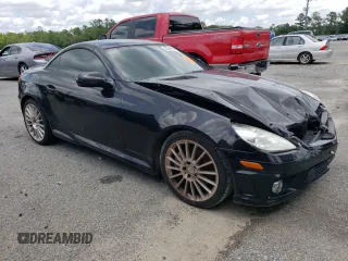 2010 Mercedes-Benz SLK-Class SLK 300 with VIN WDBWK5EA0AF230525, listed as a Copart auction lot 62399164 with 38,250 mi miles and Salvage Title. Bid and sale history available at carsss.com. Image 4.