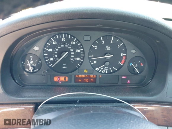 2000 BMW 5 Series 528iA with VIN WBADM6343YGV01651, listed as a IAAI auction lot 41745574 with 143,898 mi miles. Bid and sale history available at carsss.com. Image 7.