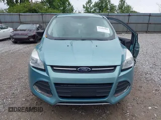 2013 Ford Escape SE with VIN 1FMCU0GX0DUC30622, listed as a IAAI auction lot 42281904 with 74,165 mi miles and . Bid and sale history available at DreamBid. Image 12.