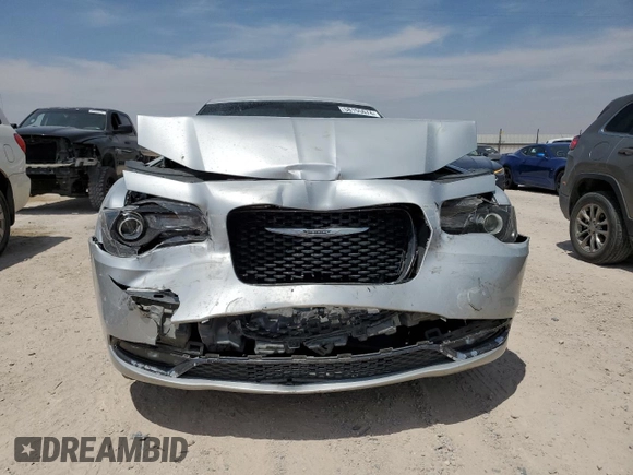2020 Chrysler 300 S with VIN 2C3CCAGGXLH154801, listed as a Copart auction lot 58155674 with 98,028 mi miles and Salvage Title. Bid and sale history available at DreamBid. Image 5.