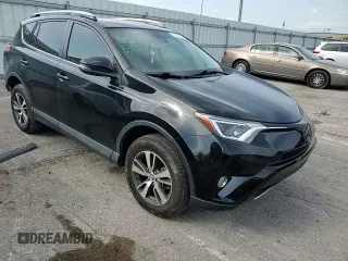 2018 Toyota RAV4 XLE with VIN 2T3WFREV3JW469307, listed as a Copart auction lot 57092295 with 47,639 mi miles and Salvage title. Bid and sale history available at DreamBid. Image 13.