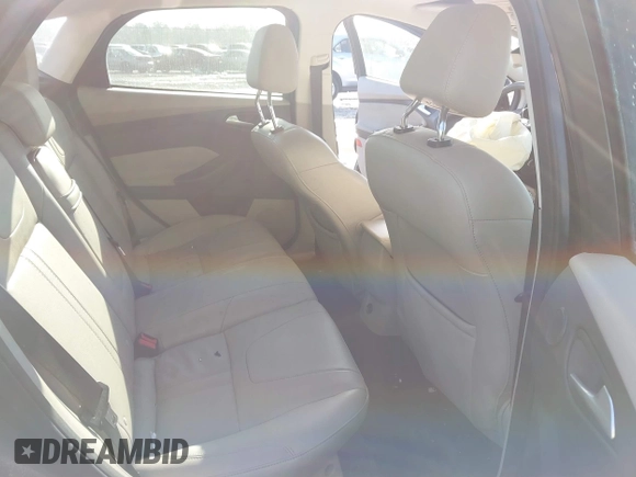 2012 Ford Focus SEL with VIN 1FAHP3M29CL270395, listed as a IAAI auction lot 41763912 with 145,872 mi miles. Bid and sale history available at carsss.com. Image 8.