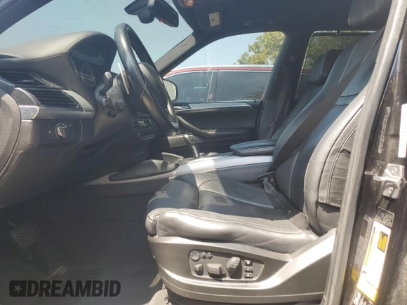 2011 BMW X5 M with VIN 5YMGY0C55BLK27157, listed as a Copart auction lot 65929154 with 0 mi miles and Salvage Title. Bid and sale history available at carsss.com. Image 7.