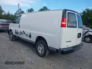 2018 Chevrolet Express Cargo with VIN 1GCWGAFP6J1337249, listed as a IAAI auction lot 42499473 with 92,075 mi miles and . Bid and sale history available at DreamBid. Image 3.