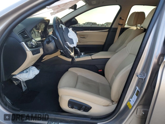 2016 BMW 5 Series 535i with VIN WBA5B1C52GG133919, listed as a Copart auction lot 82861244 with 34,041 mi miles and Salvage Title. Bid and sale history available at DreamBid. Image 7.