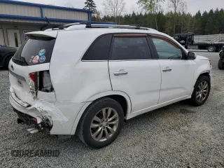 2013 Kia Sorento SX with VIN 5XYKW4A23DG407762, listed as a Copart auction lot 51471745 with 152,048 mi miles and Salvage Title. Bid and sale history available at carsss.com. Image 3.