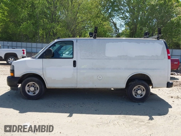 2021 Chevrolet Express Cargo with VIN 1GCWGAFP2M1262456, listed as a IAAI auction lot 42007767 with 56,144 mi miles and . Bid and sale history available at DreamBid. Image 14.