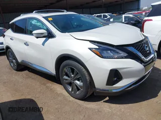 2019 Nissan Murano S with VIN 5N1AZ2MJ2KN133403, listed as a IAAI auction lot 41995731 with 61,512 mi miles and . Bid and sale history available at carsss.com. Image 1.