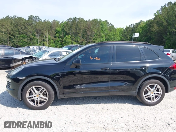 2013 Porsche Cayenne Diesel with VIN WP1AF2A28DLA41638, listed as a IAAI auction lot 42209869 with 135,680 mi miles and . Bid and sale history available at DreamBid. Image 14.