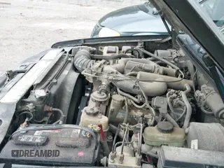 2000 Ford Explorer Eddie Bauer with VIN 1FMZU64EXYZA74923, listed as a IAAI auction lot 41504088 with 254,021 mi miles and . Bid and sale history available at DreamBid. Image 19.