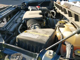 2019 Chevrolet Silverado 1500 Custom с VIN 1GCRYBEH4KZ345976, выставлен на аукционе IAAI как лот 41622043 с пробегом 102 321 миль миль и . История ставок и продаж доступна на DreamBid. Изображение 20.